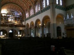 Die neue Emporenorgel von St. Antonius wird aufgebaut Die neue Emporenorgel von St. Antonius wird aufgebaut